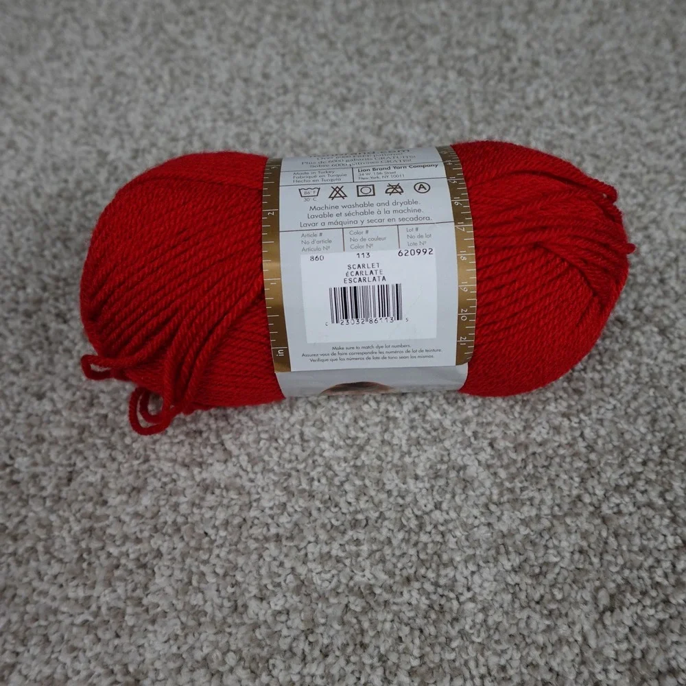 Lion Brand‎ Vanna's Choice Acrylic Yarn Scarlet Red Medium 4 Worsted 170 Yards